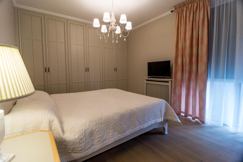 Apartament Alex Arad Bagian luar foto