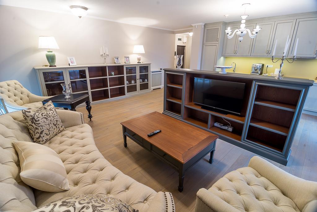 Apartament Alex Arad Bagian luar foto